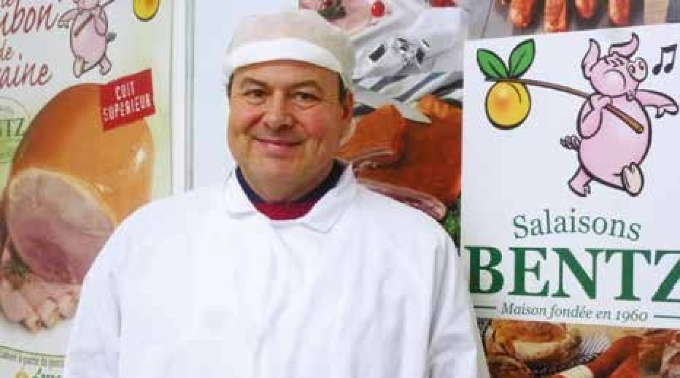 Jean-François Antoine, gérant des Salaisons Bentz, a su apporter une réussite exportatrice à une affaire originellement familiale et artisanale.