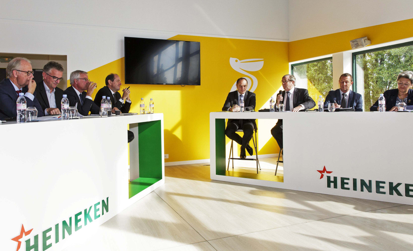 Dirigeants d'Heineken, élus et partenaires du groupe se sont réunis autour d'une table ronde le lundi 21 septembre.