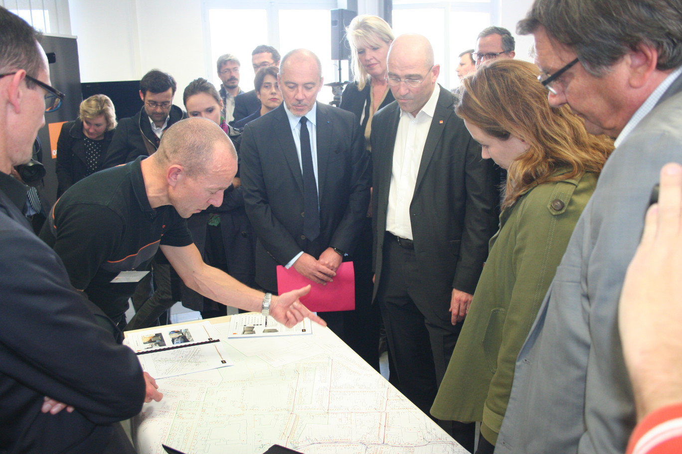 Chez Orange on fait le point sur le déploiement de la fibre optique sur la métropole lilloise à Axelle Lemaire.