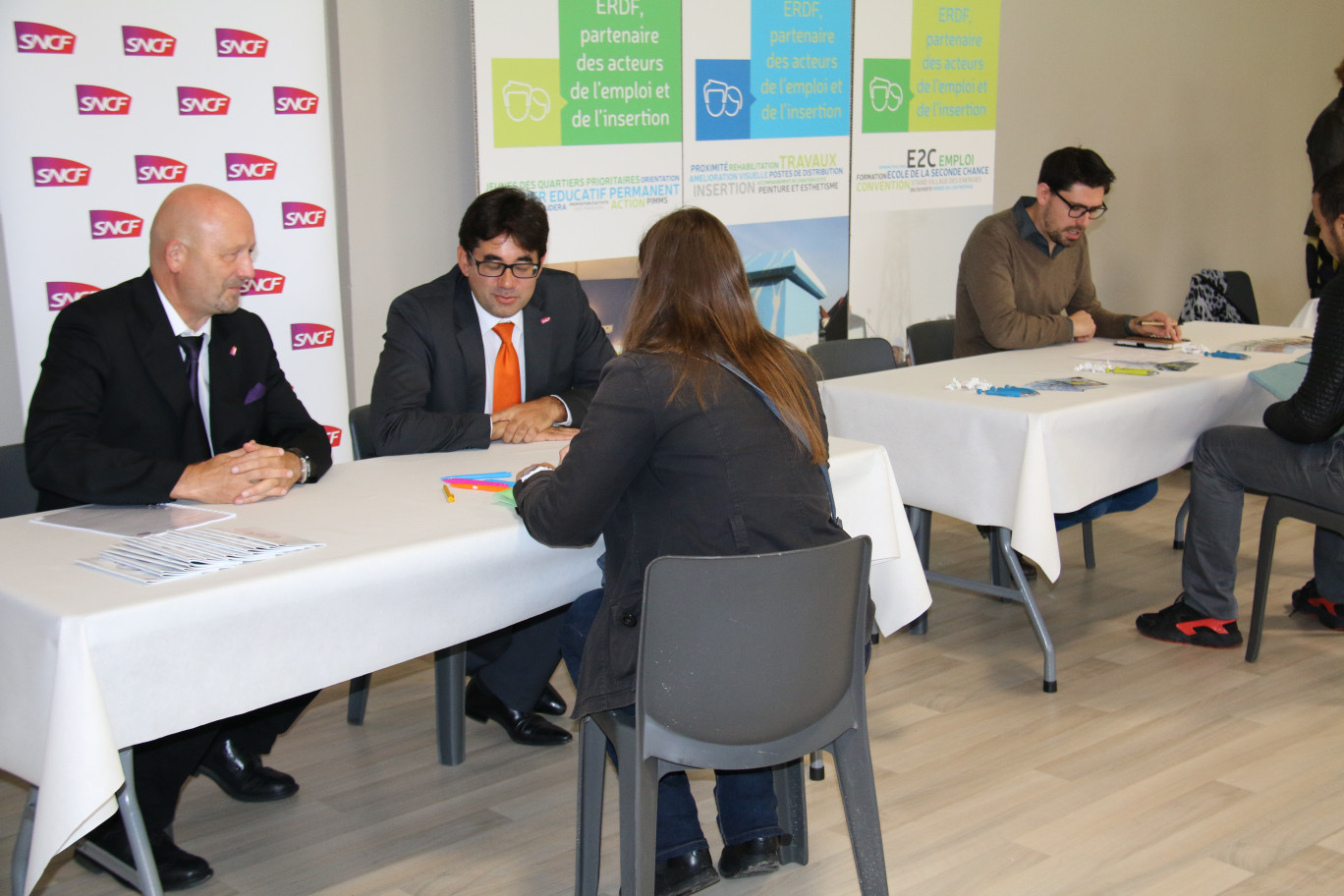 Dans le même temps, se tenait un forum-emploi regroupant les entreprises partenaires associés à la démarche « Entreprises et Quartiers ».