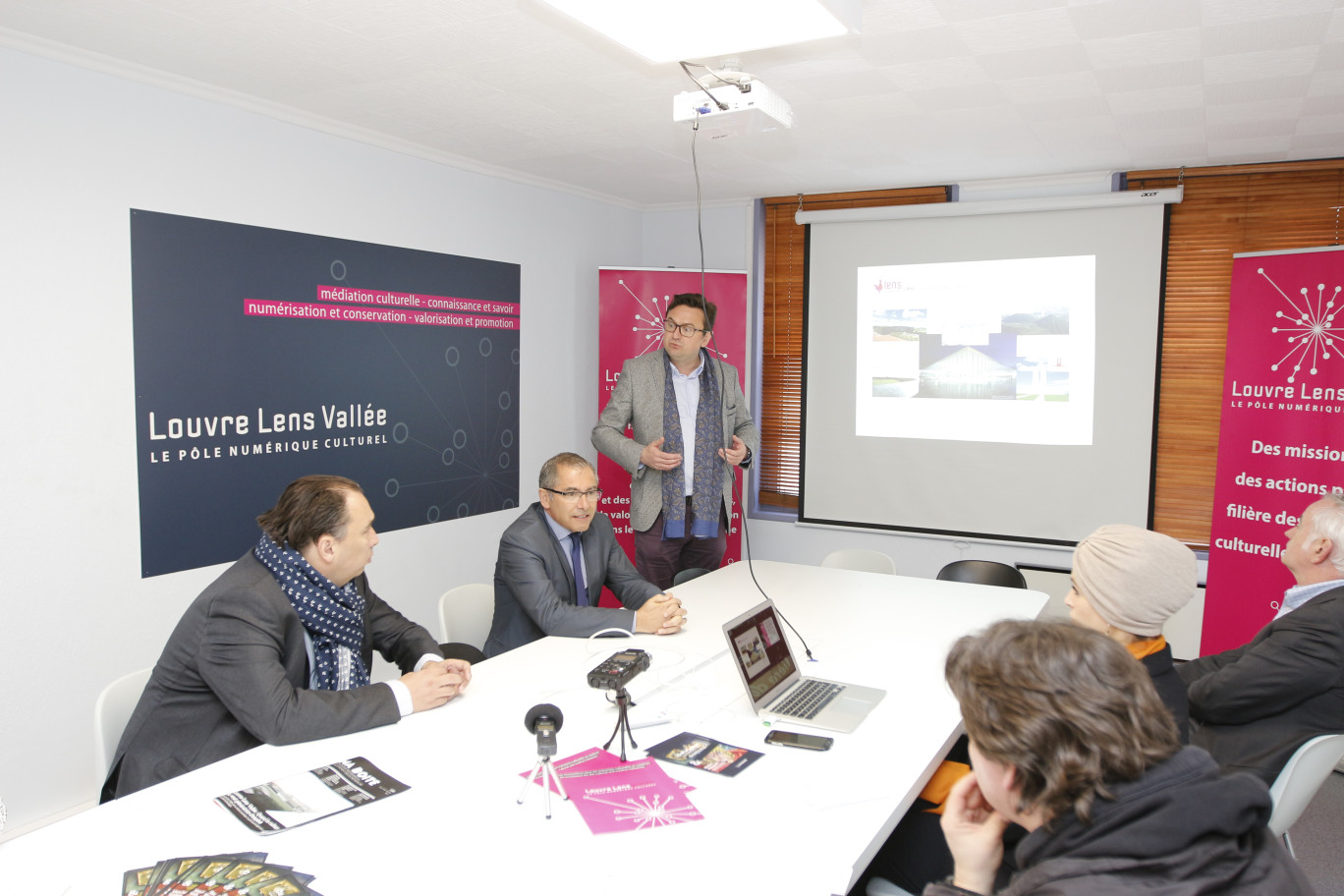 Guillaume Delbar a en quelques heures découvert le fonctionnement du cluster numérique culturel et rencontré les premières start-up incubées.