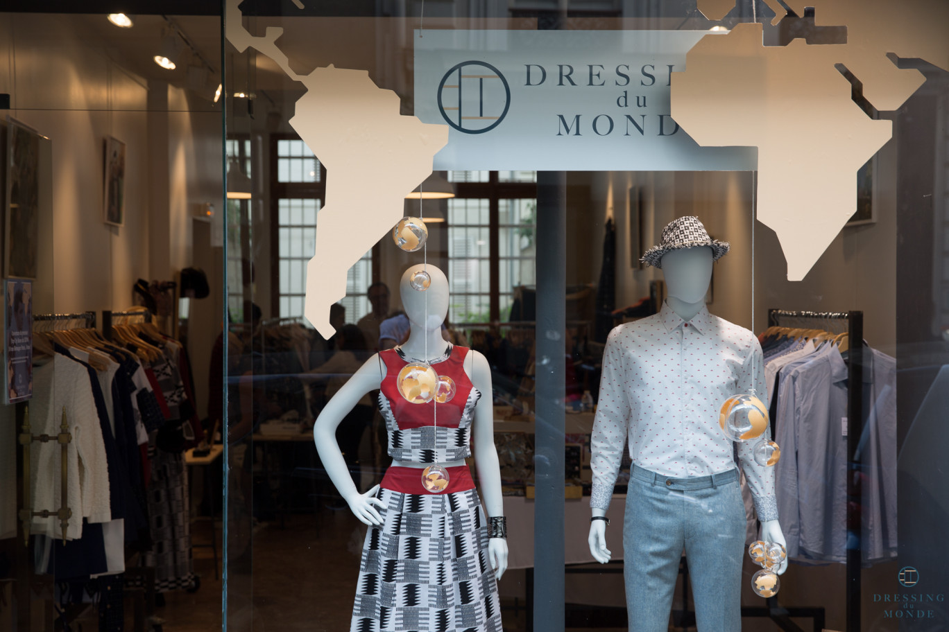 La vitrine de la boutique épémere parisienne, ouverte jusqu'au 4 juillet.