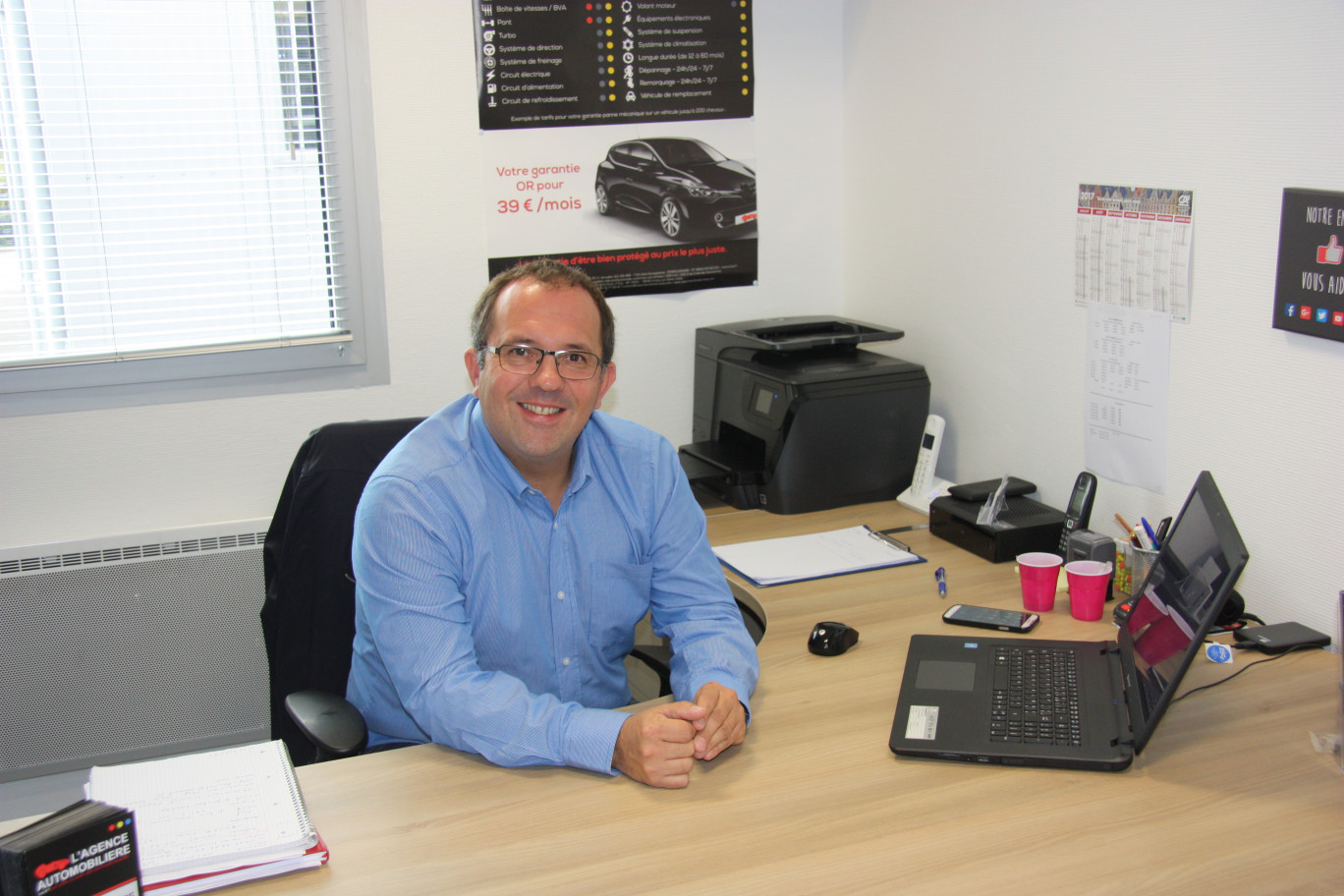 M. Pierre-Yves Ameel à son bureau au sein de la pépinière d’entreprises de Calais.