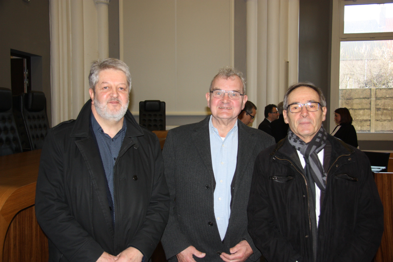 Les trois conciliateurs du Tribunal de commerce de Boulogne-sur-Mer : de G. à D., MM. Alain Potier, Jean-Pierre Clément et Jean-Pierre Klaas. En attendant d’autres recrues…