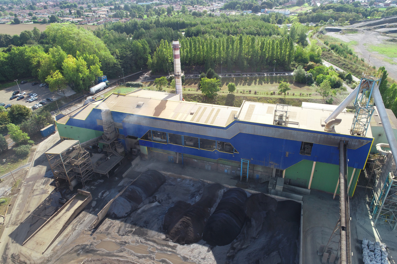 L’entreprise basée à Fouquières-lez-Lens au cœur du bassin minier emploie 50 salariés, elle fonctionne en continu pour produire de l’oxyde Waelz.