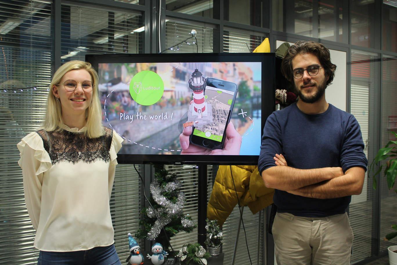 Manon Carpentier, chargée de communication digitale et Quentin Warnant, CTO et co fondateur d'Augmenteo.