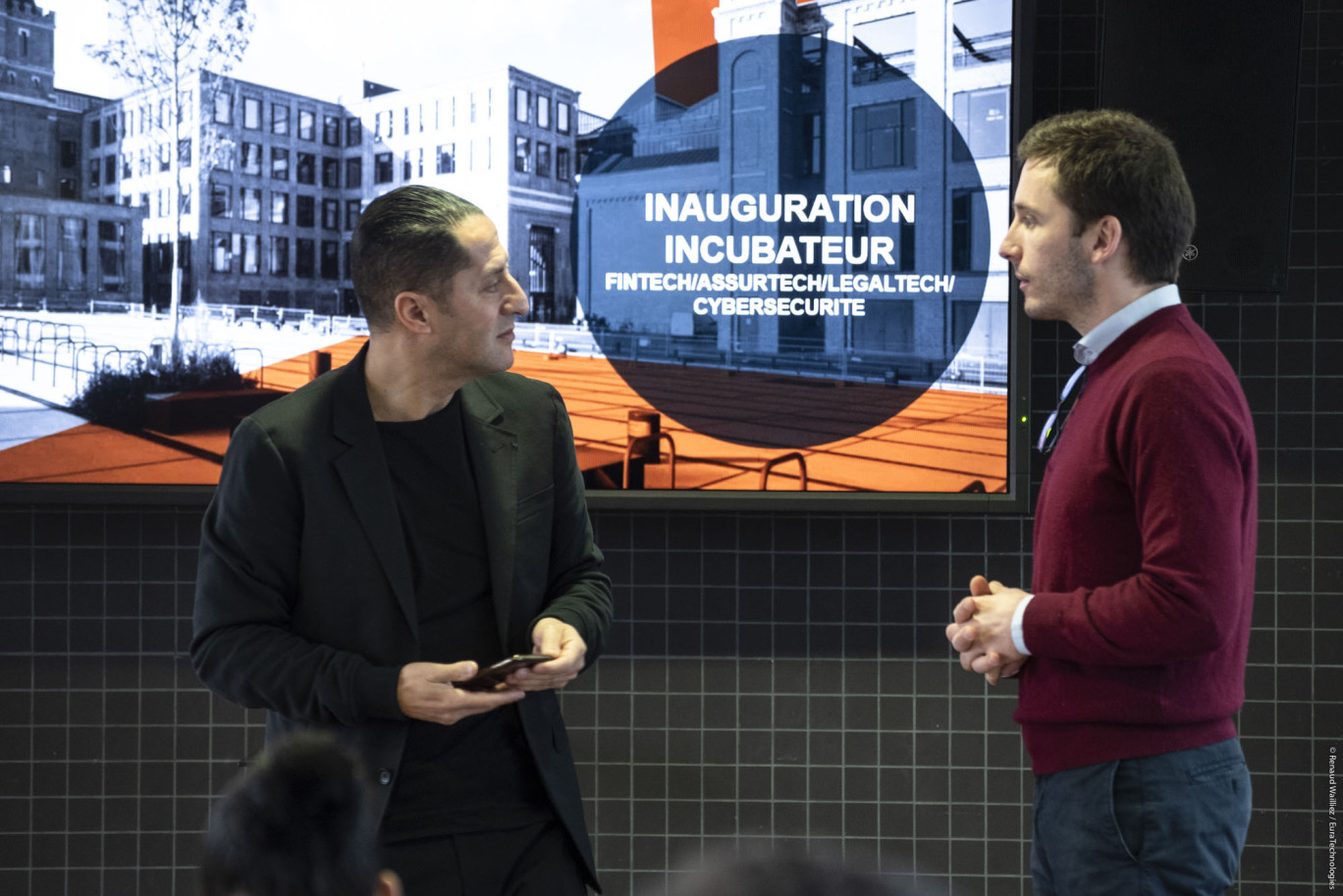 Raouti Chehih, CEO d'EuraTechnologies (à gauche) et
Julien Trucy, directeur du nouvel incubateur, ont inauguré l'organisme le 6 février.
© Renaud Waillez