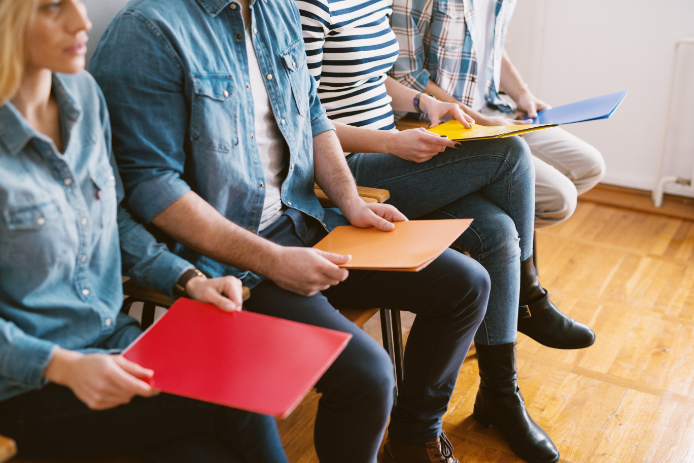 L'enquête de l'Insee révèle que les 15-29 ans de la région rencontrent plus de difficultés qu'ailleurs.
© Adobe
