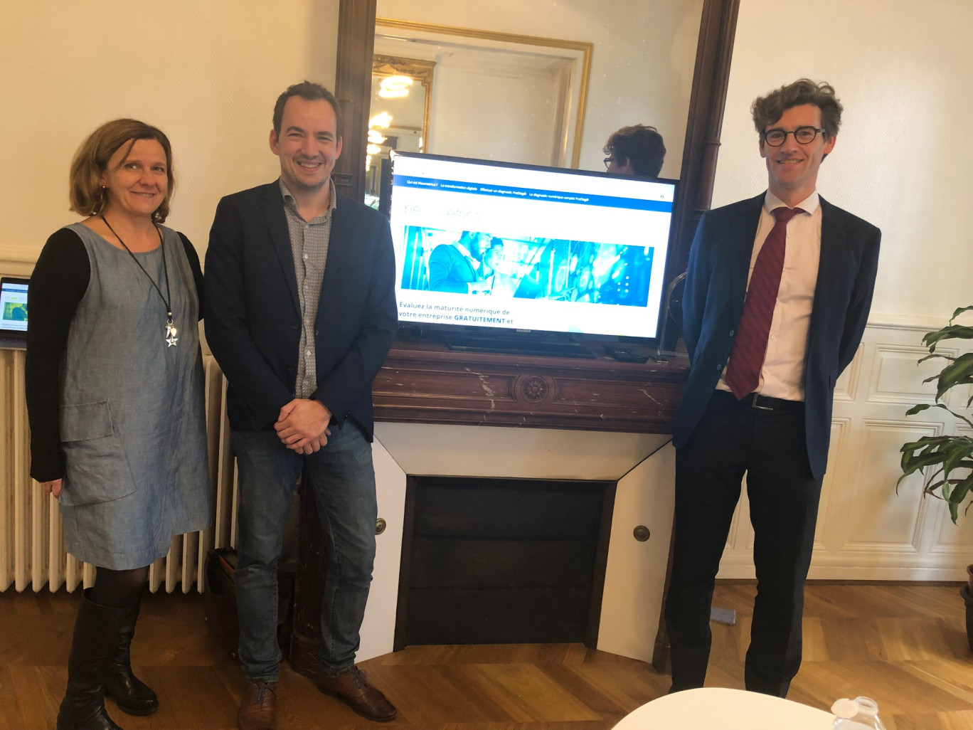 Pierre-David Vignolle, Catherine Allart Locht et Ludovic Darsin présentent Newmetrics.