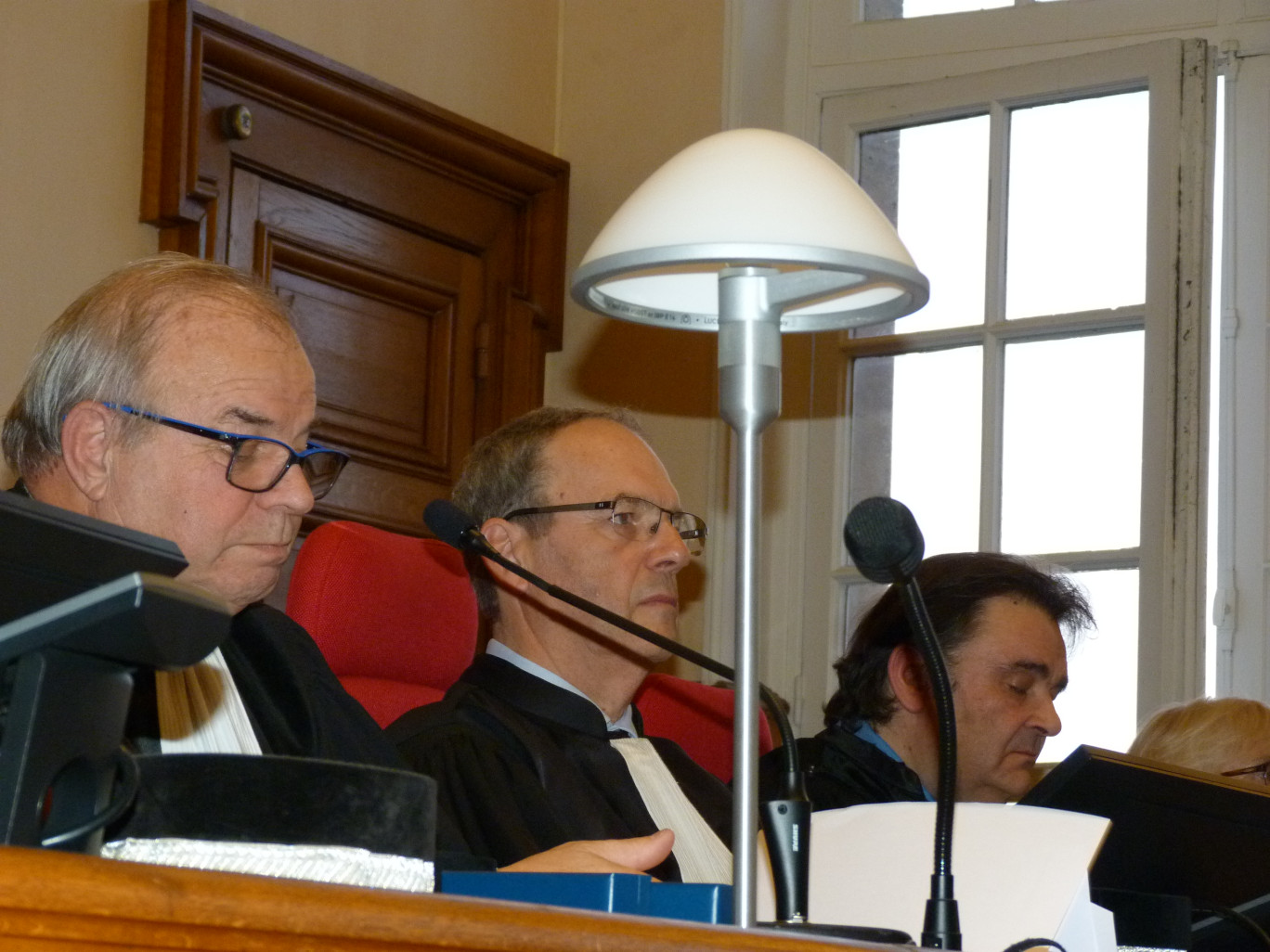 Le président Brudi ( à gauche) a renouvelé son mandat pour quatre années