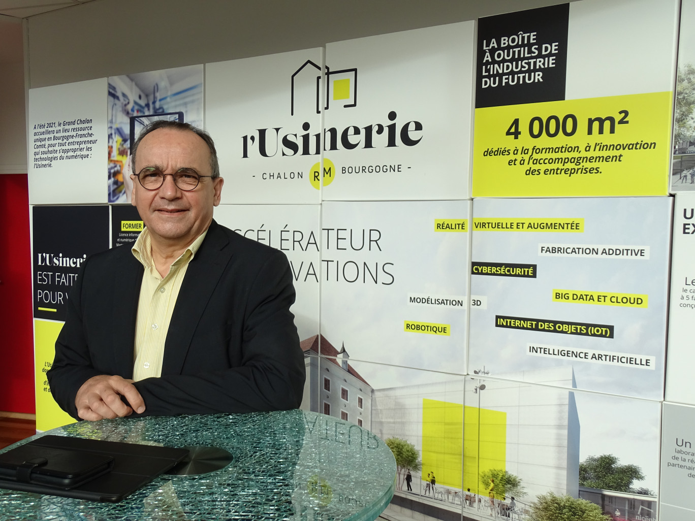 © Aletheia Press / N.Hubert Rodophe Uhlmann, chef de projet de l’Usinerie, veut créer un lieu de ressources pour que les entreprises entament leur transition numérique.