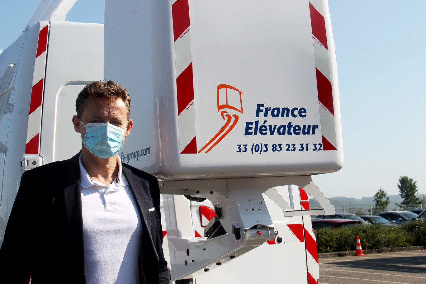 «Notre nouvelle ligne de production permet de répondre à la tension forte, en termes de délais, du marché des télécoms et de la fibre», assure Charles Goffin, le directeur de France Elévateur.