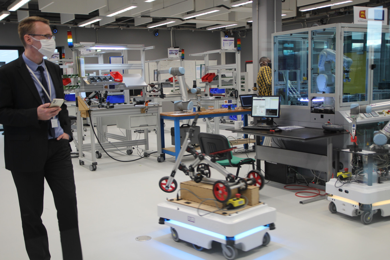 © Aletheia Press / B.Delabre Le démonstrateur « Industrie du futur » : un outil à la pointe pour emmener entreprises et
apprenants dans l’avenir.