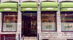 Façade de la Brasserie Campion. © Lena Heleta