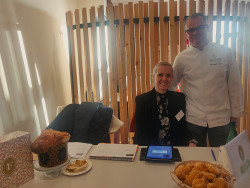 Christophe et Karine Oger, franchisés indépendants Feuillette. © Aletheia Press / DLP