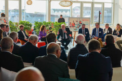 Veolia a partagé ses stratégies pour faire face aux défis climatiques, mettant en avant la réutilisation des eaux usées et des technologies de traitement avancées. © Veolia 