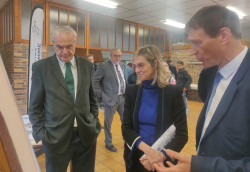 Rollon Mouchel-Blaisot, Agnès Pannier-Runacher et Xavier Rousset, directeur de la Direction Départementales des Territoires et de la Mer de la Somme. © Aletheia Press / DLP