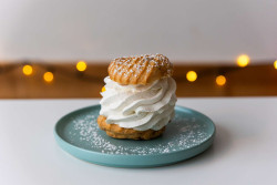 L&#039;Atelier de la chantilly propose des desserts à base de la véritable recette de la crème chantilly. © Eloise Le Névanic
