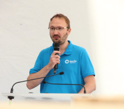 Douze salariés, dont leur directeur Florian Sailliot, travaillent sur le granulateur et le centre de broyage d&#039;Eqiom à Dunkerque. © Aletheia Press / ArnaudStoerkler