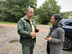Jérôme Jamignon, directeur de l&#039;agence territoriale ONF de Compiègne avec Fanny Anor, préfète de l&#039;Aisne.