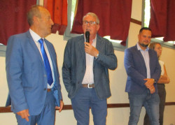 Une mutuelle santé, un sujet développé par les intervenants de chez Axa et illustré par le témoignage de Michel Bono, maire de Cugny.