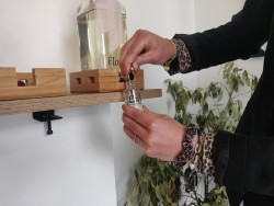 Tous les parfums proposés sont rechargeables. © Aletheia Press / DLP