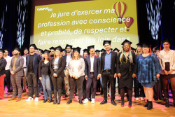 Le moment solennel de la prestation de serment.