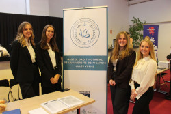 Les étudiantes de la formation universitaire présentes sur la journée.