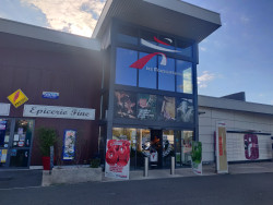 Actuellement, les quatre magasins de Picardie Verte ont des postes à pourvoir. © Aletheia Press / DLP