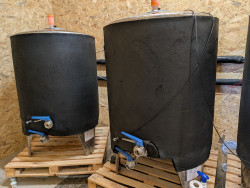 La gamme, composée de 3 bières, s’enrichira au fur et à mesure. © Aletheia Press / D. La Phung