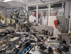 La Brosserie française produit 8 millions de brosses à dents par an, 400 000 brosses à cheveux et 100 000 brosses diverses. © Aletheia Press / DLP 