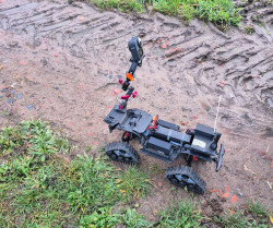 Le rover développé par l'entreprise détecte déjà des menaces. © Arteka