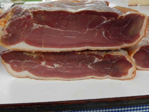 Saint-Antoine : Une charcuterie adaptée aux envies
