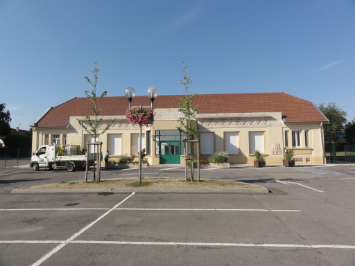 Thierville-sur-Meuse : la salle des fêtes se rénove