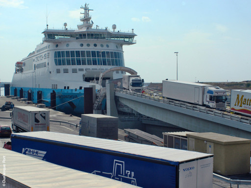 Trafic fluide à Dunkerque, deux mois après le Brexit
