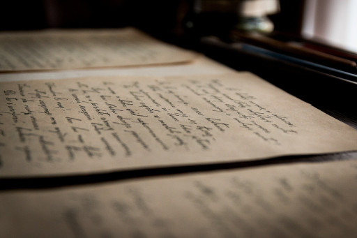 Voyage dans l’histoire de l’écriture, témoin du temps qui passe