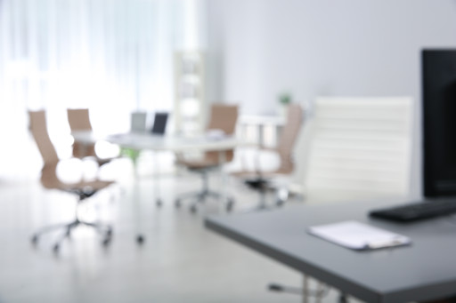 Bureaux fermés, flexibilité et télétravail : les tendances de demain