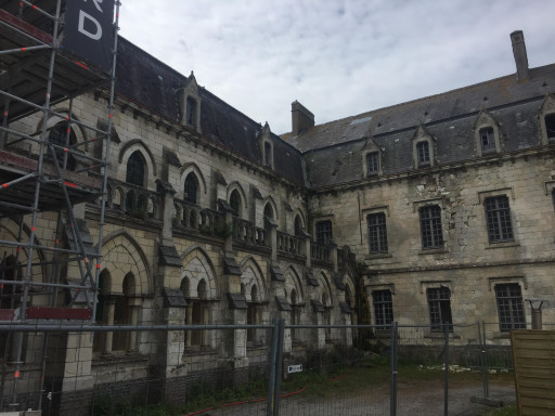 La chartreuse de Neuville-sous-Montreuil, inspirante et résiliente