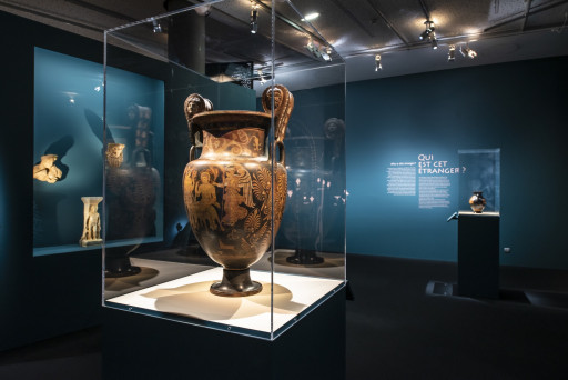 A la Cité du Vin de Bordeaux : tout sur Dionysos avec l'exposition "Boire avec les dieux"