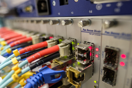 Internet à très haut débit : quelles technologies, avec ou sans la fibre ?