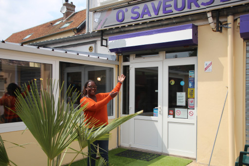 Isabelle met du soleil dans les assiettes