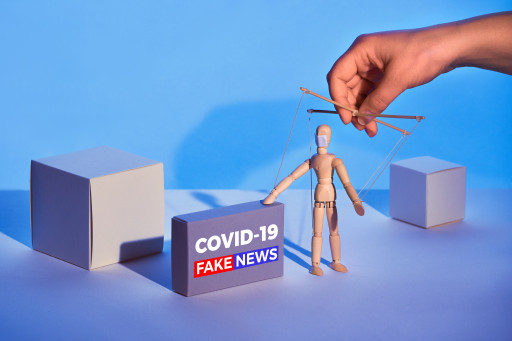 Immersion dans le monde des fake news