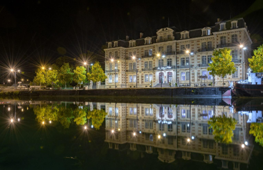 Les Jardins du Mess accueillent leurs clients sur les rives de la Meuse