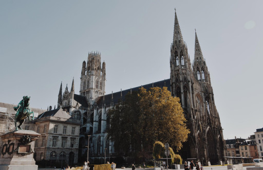 Rouen : une vente aux enchères dédiée à l’abbatiale Saint-Ouen se tiendra bientôt