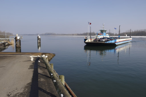 Seine-Maritime : le bac fluvial 25 mis en service