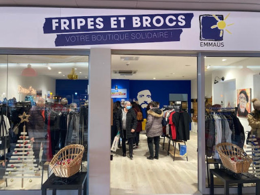 Une boutique solidaire Emmaüs a ouvert ses portes à Moulins-Lès-Metz