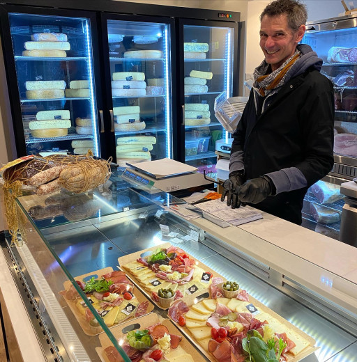 À Rouen, Raclette to go propose diverses formules de raclettes