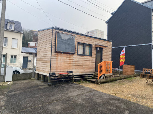 Rouen : La Fabrik à Yoops produit des tiny houses pour les sans-abri