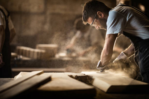 Les artisans menuisiers de la Capeb en concours