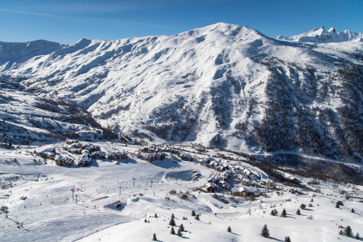 Valmeinier, station sportive et nature au charme préservé